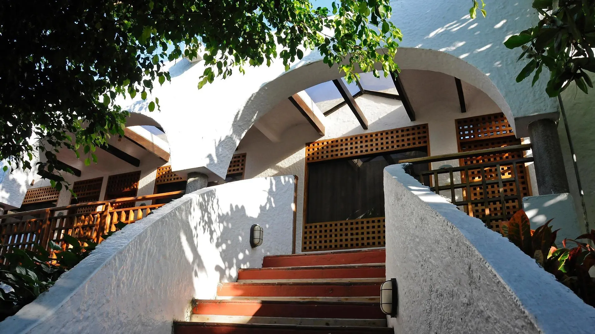 ****  Hotel Silberstein Puerto Ayora  Ecuador